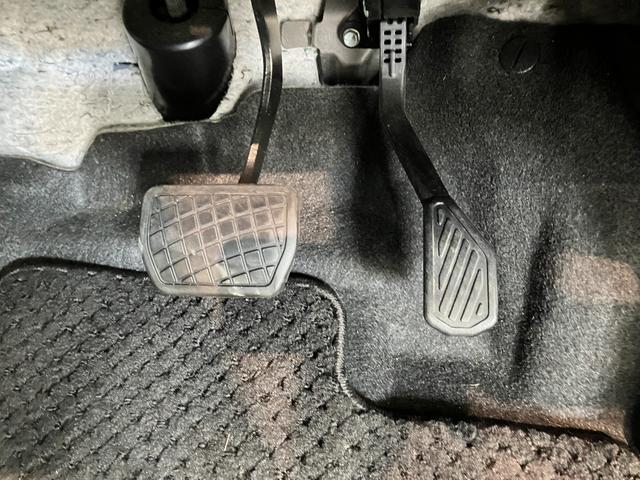タントカスタムＲＳ　１０型フルセグナビ　パノラマカメラ　ドラレコ衝突被害軽減ブレーキ　コーナーセンサー　１０型フルセグナビ　Ｂｌｕｅｔｏｏｔｈ　ＤＶＤ　ＣＤ録音　ＵＳＢ　パノラマカメラ　前後ドラレコ　両側電動スライドドア　前席シートヒーター　ＬＥＤ　スマートキー（滋賀県）の中古車