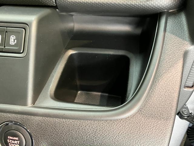 ソリオバンディットハイブリッドＭＶ　８型ナビ　パノラマカメラ　車検整備付衝突被害軽減ブレーキ　バックソナー　８型フルセグナビ　パノラマカメラ　ドラレコ　ＥＴＣ　ＤＶＤ再生　Ｂｌｕｅｔｏｏｔｈ　ＵＳＢ　クルーズコントロール　シートヒーター　パドルシフト　両側電動スライドドア（滋賀県）の中古車