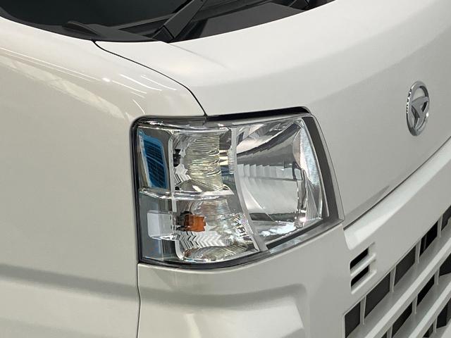 ハイゼットカーゴＤＸ　パートタイム４ＷＤ　コーナーセンサー　キーレス衝突被害軽減ブレーキ　コーナーセンサー　キーレスエントリー　前席パワーウインドウ　ＡＭ／ＦＭステレオ　両側スライドドア　パートタイム４ＷＤ　オートライト　後部プライバシーガラス　マニュアルレベリング（滋賀県）の中古車