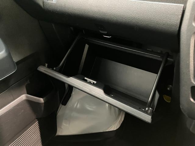 ハイゼットカーゴＤＸ　パートタイム４ＷＤ　コーナーセンサー　キーレス衝突被害軽減ブレーキ　コーナーセンサー　キーレスエントリー　前席パワーウインドウ　ＡＭ／ＦＭステレオ　両側スライドドア　パートタイム４ＷＤ　オートライト　後部プライバシーガラス　マニュアルレベリング（滋賀県）の中古車