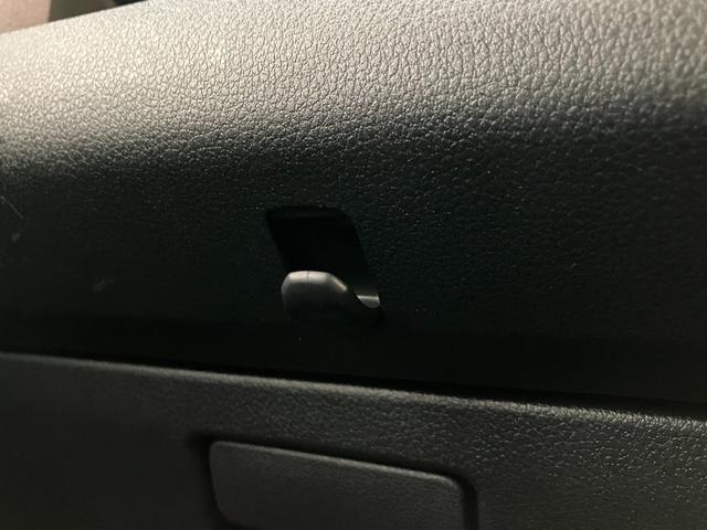 ハイゼットカーゴＤＸ　パートタイム４ＷＤ　コーナーセンサー　キーレス衝突被害軽減ブレーキ　コーナーセンサー　キーレスエントリー　前席パワーウインドウ　ＡＭ／ＦＭステレオ　両側スライドドア　パートタイム４ＷＤ　オートライト　後部プライバシーガラス　マニュアルレベリング（滋賀県）の中古車