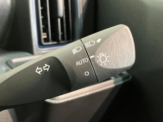 タントＸ　左側電動スライドドア　ＬＥＤヘッド　コーナーセンサー衝突被害軽減ブレーキ　コーナーセンサー　バックカメラ（ナビ装着時用）　左側電動スライドドア　前席シートヒーター　電動パーキングブレーキ　ＬＥＤ　オートライト　オートエアコン　スマートキー　エコアイドル（滋賀県）の中古車