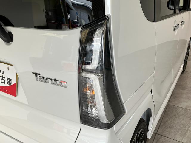 タントカスタムＲＳ　１０型ナビ　前後ドラレコ　届出済未使用車衝突被害軽減ブレーキ　コーナーセンサー　ターボ　１０型フルセグナビ　Ｂｌｕｅｔｏｏｔｈ　ＤＶＤ再生　ＵＳＢ　バックカメラ　前後ドラレコ　両側電動スライドドア　前席シートヒーター　ＬＥＤ　スマートキー（滋賀県）の中古車