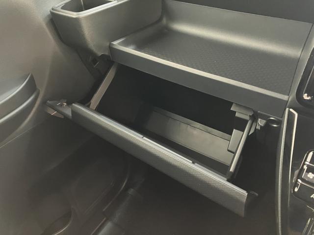 タントカスタムＲＳ　１０型ナビ　前後ドラレコ　届出済未使用車衝突被害軽減ブレーキ　コーナーセンサー　ターボ　１０型フルセグナビ　Ｂｌｕｅｔｏｏｔｈ　ＤＶＤ再生　ＵＳＢ　バックカメラ　前後ドラレコ　両側電動スライドドア　前席シートヒーター　ＬＥＤ　スマートキー（滋賀県）の中古車