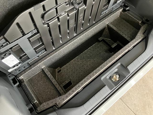 タントカスタムＲＳ　１０型ナビ　前後ドラレコ　届出済未使用車衝突被害軽減ブレーキ　コーナーセンサー　ターボ　１０型フルセグナビ　Ｂｌｕｅｔｏｏｔｈ　ＤＶＤ再生　ＵＳＢ　バックカメラ　前後ドラレコ　両側電動スライドドア　前席シートヒーター　ＬＥＤ　スマートキー（滋賀県）の中古車
