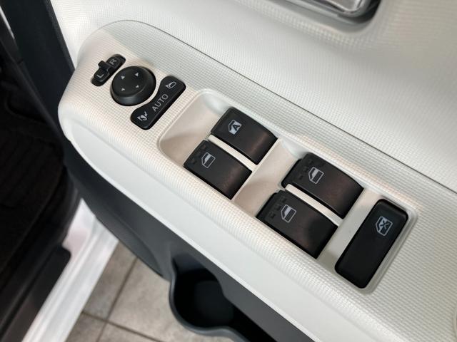 ムーヴキャンバスストライプスG 両側電動スライドドア LED CDステレオ衝突被害軽減ブレーキ コーナーセンサー CDステレオ バックカメラ(ナビ装着時用) 両側電動スライドドア 前席シートヒーター LEDヘッド オートライト オートエアコン スマートキー エコアイドル(滋賀県)の中古車