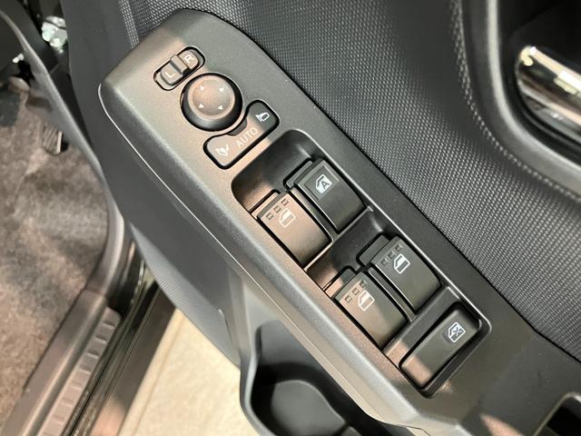 タフトＧ　レーダークルーズコントロール　届出済未使用車衝突被害軽減ブレーキ　コーナーセンサー　バックカメラ（ナビ装着時用）　前席シートヒーター　電動パーキング　スカイフィールトップ　ＬＥＤ　オートライト　オートエアコン　スマートキー　エコアイドル（滋賀県）の中古車
