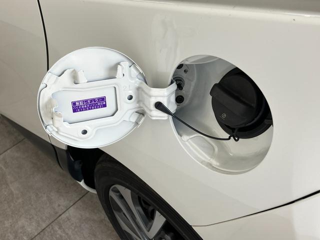 シエンタハイブリッドＧ　ワンセグナビ　バックカメラ　車検整備付トヨタセーフティセンス　ワンセグナビ　バックカメラ　Ｂｌｕｅｔｏｏｔｈ　ＥＴＣ　両側電動スライドドア　マニュアルレベリング　オートエアコン　電動格納式ミラー　スマートキー（滋賀県）の中古車