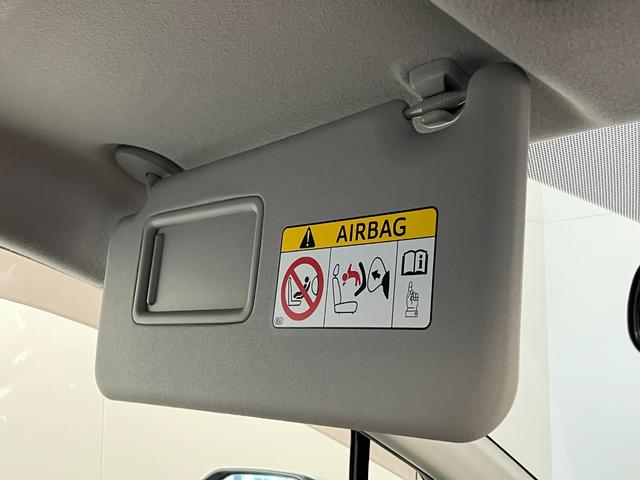 シエンタハイブリッドＧ　ワンセグナビ　バックカメラ　車検整備付トヨタセーフティセンス　ワンセグナビ　バックカメラ　Ｂｌｕｅｔｏｏｔｈ　ＥＴＣ　両側電動スライドドア　マニュアルレベリング　オートエアコン　電動格納式ミラー　スマートキー（滋賀県）の中古車