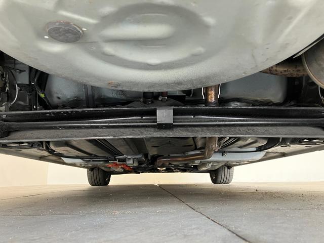 シエンタハイブリッドＧ　ワンセグナビ　バックカメラ　車検整備付トヨタセーフティセンス　ワンセグナビ　バックカメラ　Ｂｌｕｅｔｏｏｔｈ　ＥＴＣ　両側電動スライドドア　マニュアルレベリング　オートエアコン　電動格納式ミラー　スマートキー（滋賀県）の中古車