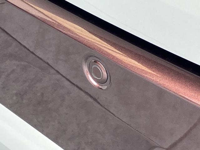 ムーヴキャンバスＧブラックインテリアＶＳ　ＳＡ３　フルセグナビ　　Ｐカメラ衝突被害軽減ブレーキ　フルセグナビ　Ｂｌｕｅｔｏｏｔｈ　ＵＳＢ　ＤＶＤ　パノラマカメラ　前後ドラレコ　両側電動スライドドア　運転席シートヒーター　ＬＥＤ　オートライト　スマートキー　エコアイドル（滋賀県）の中古車