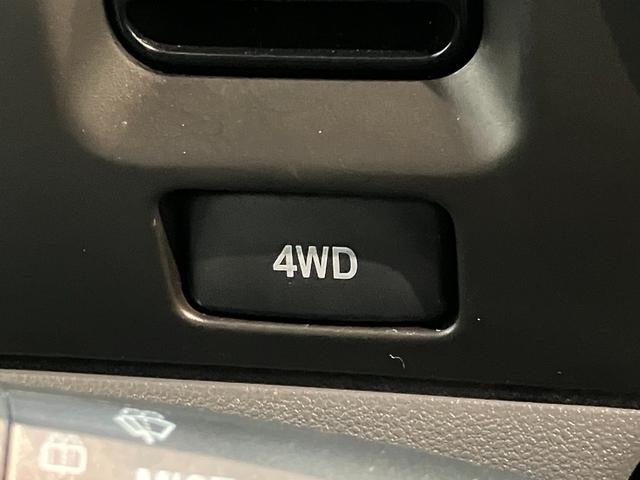 ハイゼットカーゴＤＸ　パートタイム４ＷＤ　ドラレコ　ＥＴＣ　キーレスパートタイム４ＷＤ　ＡＭ／ＦＭラジオ　ドラレコ　ＥＴＣ　キーレスエントリー　前席パワーウィンドウ　両側スライドドア（滋賀県）の中古車