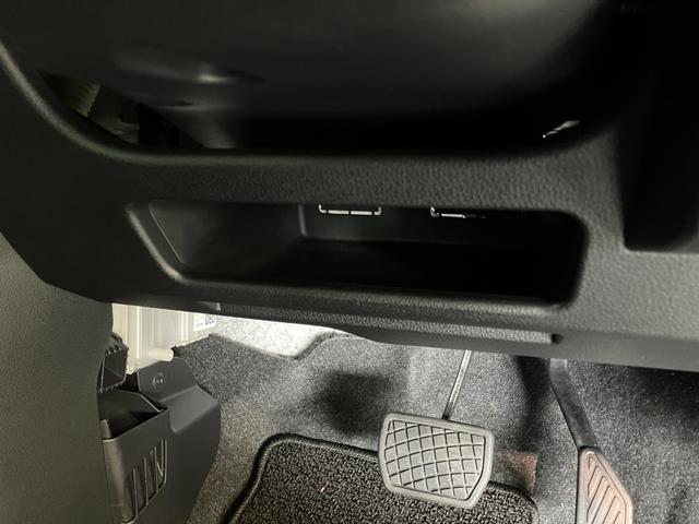ムーヴキャンバスセオリーＧ　９型ディスプレイオーディオ　フルセグ　ＬＥＤ衝突被害軽減ブレーキ　コーナーセンサー　９型ディスプレイオーディオ　Ｂｌｕｅｔｏｏｔｈ　ＵＳＢ　バックカメラ　両側電動スライドドア　前席シートヒーター　ＬＥＤ　オートライト　ワイヤレス充電器（Ｑｉ）（滋賀県）の中古車