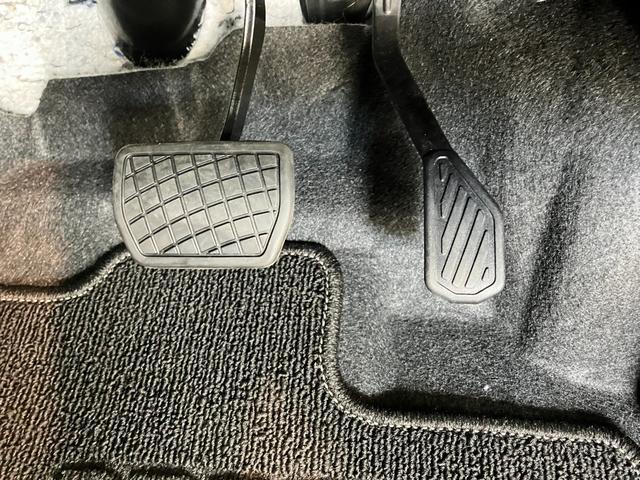 タントカスタムＲＳ　フルセグナビ　バックカメラ　ＬＥＤ衝突被害軽減ブレーキ　コーナーセンサー　ターボ　フルセグナビ　Ｂｌｕｅｔｏｏｔｈ　ＤＶＤ再生　ＵＳＢ　バックカメラ　両側電動スライドドア　前席シートヒーター　ＬＥＤ　スマートキー　エコアイドル（滋賀県）の中古車