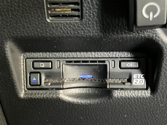 ヴォクシーＳ−Ｚ　１０型フルセグナビ　バックカメラ　レーダークルコン衝突被害軽減ブレーキ　１０．５型フルセグナビ　バックカメラ　Ｂｌｕｅｔｏｏｔｈ　ＵＳＢ　両側パワスラ　ドラレコ　左側ユニバーサルステップ　レーダークルーズコントロール　シートヒーター　ダブルエアコン（滋賀県）の中古車
