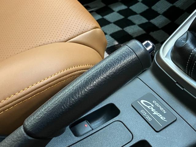 コペンクーペ　５ＭＴ　９型ナビ　ＢＢＳアルミ　ＨＫＳマフラー５ＭＴ　　ＢＢＳアルミ　ＭＯＭＯ製本革ハンドル　フロントスーパーＬＳＤ　９型フローティングナビ　フルセグ　ＤＶＤ　Ｂｌｕｅｔｏｏｔｈ　ＵＳＢ　ＬＥＤ　シートヒーター　シートカバー　ＨＫＳマフラー（滋賀県）の中古車