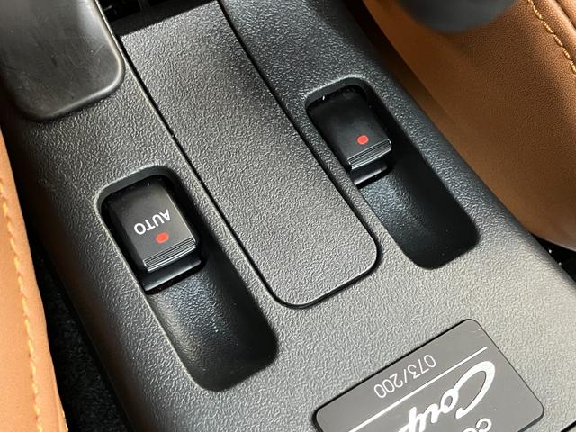 コペンクーペ　５ＭＴ　９型ナビ　ＢＢＳアルミ　ＨＫＳマフラー５ＭＴ　　ＢＢＳアルミ　ＭＯＭＯ製本革ハンドル　フロントスーパーＬＳＤ　９型フローティングナビ　フルセグ　ＤＶＤ　Ｂｌｕｅｔｏｏｔｈ　ＵＳＢ　ＬＥＤ　シートヒーター　シートカバー　ＨＫＳマフラー（滋賀県）の中古車