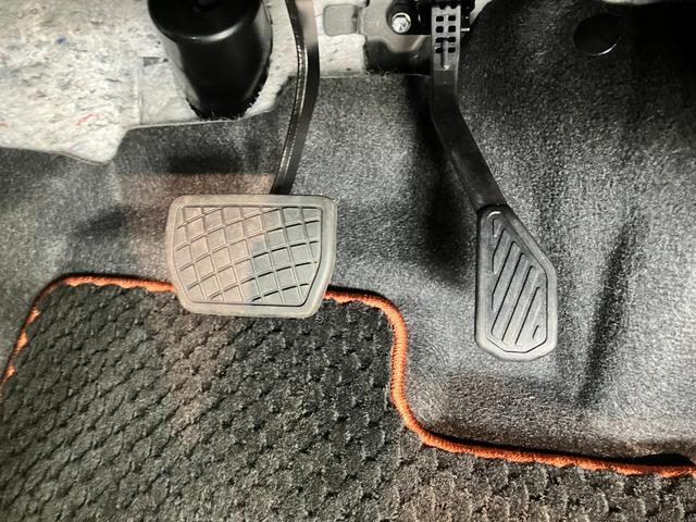 タントファンクロス　１０型フルセグナビ　Ｐカメラ　前後ドラレコ衝突被害軽減ブレーキ　コーナーセンサー　フルセグナビ　Ｂｌｕｅｔｏｏｔｈ　ＤＶＤ再生　ＵＳＢ　パノラマカメラ　前後ドラレコ　両側電動スライドドア　前席シートヒーター　ＬＥＤ　オートライト　スマートキー（滋賀県）の中古車