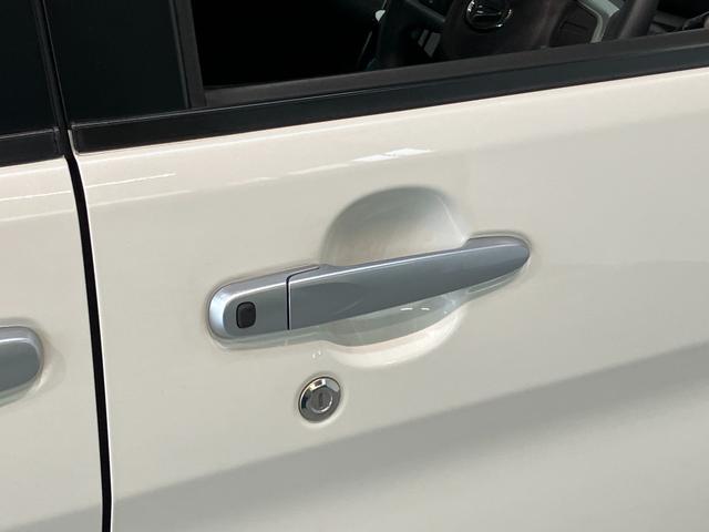 タントカスタムＸスマートセレクションＳＡ　フルセグナビ　車検整備付衝突被害軽減ブレーキ　スマアシ１　フルセグナビ　バックカメラ　ＤＶＤ再生　Ｂｌｕｅｔｏｏｔｈ　ＵＳＢ　左側電動スライドドア　スマートキー　オートエアコン　ＬＥＤヘッドライト　オートライト（滋賀県）の中古車