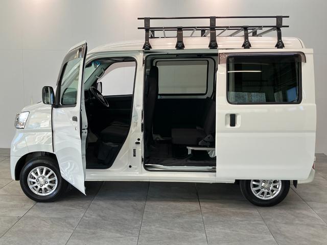 ハイゼットカーゴデラックスSA3 AT車 キーレス 前席パワーウインドウ衝突被害軽減ブレーキ スマアシ3 キーレスエントリー ETC車載器 前席パワーウインドウ AM/FMステレオ 両側スライドドア オートライト エコアイドル ルーフキャリア(滋賀県)の中古車