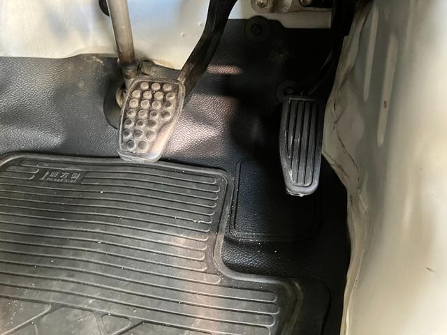 ハイゼットカーゴデラックスSA3 AT車 キーレス 前席パワーウインドウ衝突被害軽減ブレーキ スマアシ3 キーレスエントリー ETC車載器 前席パワーウインドウ AM/FMステレオ 両側スライドドア オートライト エコアイドル ルーフキャリア(滋賀県)の中古車