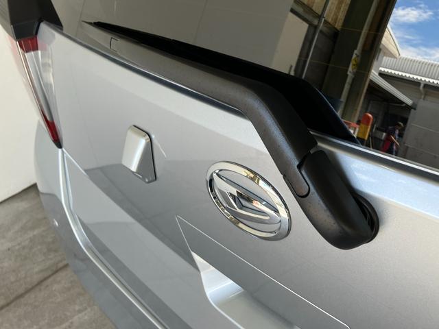 ミライースＸ　ＳＡ３　コーナーセンサー　フルセグナビ　Ｂカメラ　ＬＥＤ衝突被害軽減ブレーキ　スマアシ３　コーナーセンサー　フルセグナビ　バックカメラ　ＤＶＤ再生　Ｂｌｕｅｔｏｏｔｈ　ＵＳＢ　前後ドラレコ　ＬＥＤ　オートライト　電動格納式ミラー　キーレス　エコアイドル（滋賀県）の中古車