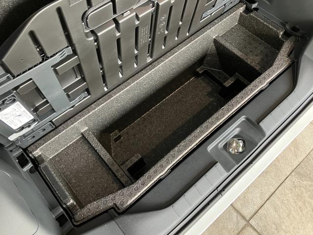 タントカスタムＸ　両側電動スライドドア　ＬＥＤ　届出済未使用車衝突被害軽減ブレーキ　コーナーセンサー　バックカメラ（ナビ装着時用）　両側電動スライドドア　前席シートヒーター　電動パーキングブレーキ　ＬＥＤ　オートライト　オートエアコン　スマートキー　エコアイドル（滋賀県）の中古車