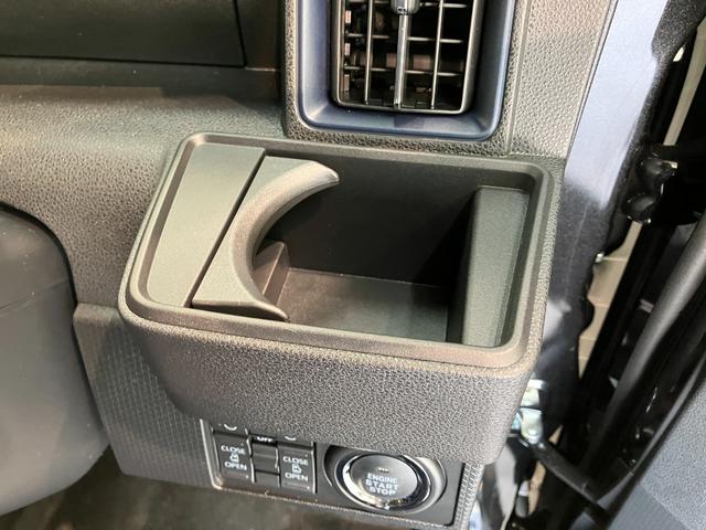 タントカスタムＲＳ　ターボ　両側電動スライドドア　届出済未使用車衝突被害軽減ブレーキ　コーナーセンサー　ターボ　バックカメラ（ナビ装着時用）　両側電動スライドドア　前席シートヒーター　電動パーキングブレーキ　ＬＥＤ　オートライト　オートエアコン　スマートキー（滋賀県）の中古車