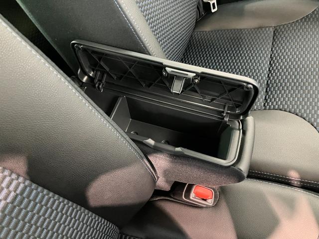 タントカスタムＲＳ　ターボ　両側電動スライドドア　届出済未使用車衝突被害軽減ブレーキ　コーナーセンサー　ターボ　バックカメラ（ナビ装着時用）　両側電動スライドドア　前席シートヒーター　電動パーキングブレーキ　ＬＥＤ　オートライト　オートエアコン　エコアイドル（滋賀県）の中古車