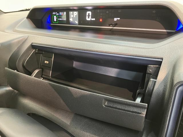 タントカスタムＲＳ　ターボ　両側電動スライドドア　届出済未使用車衝突被害軽減ブレーキ　コーナーセンサー　ターボ　バックカメラ（ナビ装着時用）　両側電動スライドドア　前席シートヒーター　電動パーキングブレーキ　ＬＥＤ　オートライト　オートエアコン　エコアイドル（滋賀県）の中古車