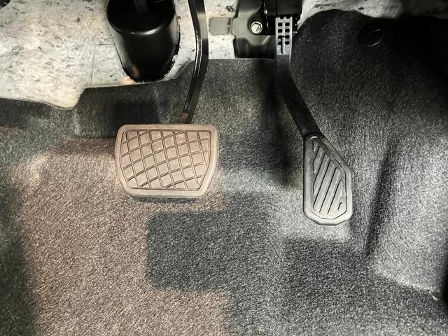 タントカスタムＲＳ　ターボ　両側電動スライドドア　届出済未使用車衝突被害軽減ブレーキ　コーナーセンサー　ターボ　バックカメラ（ナビ装着時用）　両側電動スライドドア　前席シートヒーター　電動パーキングブレーキ　ＬＥＤ　オートライト　オートエアコン　エコアイドル（滋賀県）の中古車