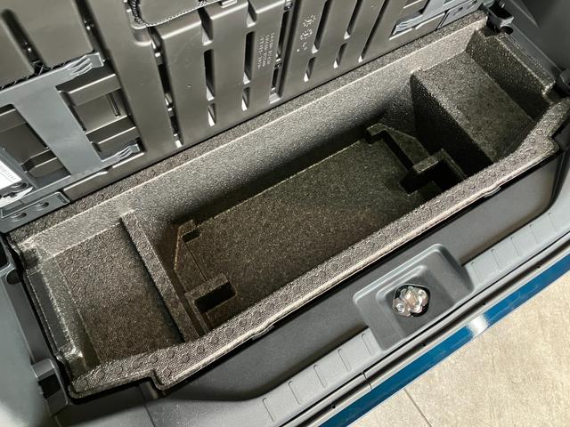 タントＸ　左側電動スライドドア　シートヒーター　届出済未使用車衝突被害軽減ブレーキ　コーナーセンサー　バックカメラ（ナビ装着時用）　左側電動スライドドア　前席シートヒーター　電動パーキングブレーキ　ＬＥＤ　オートライト　オートエアコン　スマートキー　エコアイドル（滋賀県）の中古車