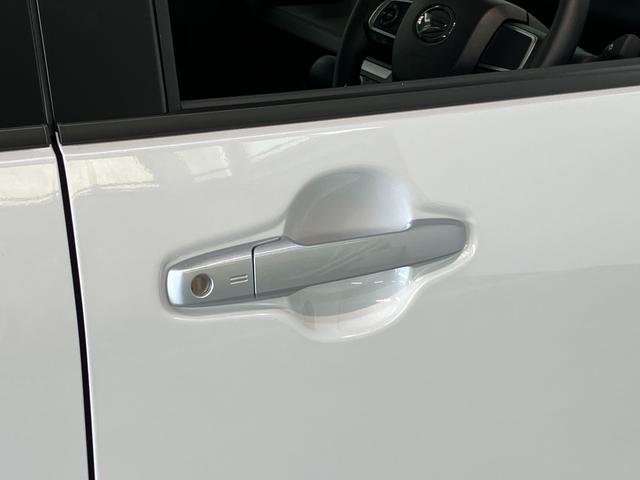 タントＸ　左側電動スライドドア　シートヒーター　届出済未使用車衝突被害軽減ブレーキ　コーナーセンサー　バックカメラ（ナビ装着時用）　左側電動スライドドア　前席シートヒーター　電動パーキングブレーキ　ＬＥＤ　オートライト　オートエアコン　スマートキー　エコアイドル（滋賀県）の中古車