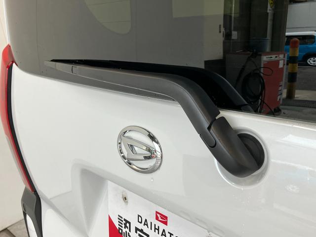 タントファンクロスターボ　ディスプレイオーディオ　届出済未使用車衝突被害軽減ブレーキ　　コーナーセンサー　９型ディスプレイオーディオ　フルセグ　Ｂｌｕｅｔｏｏｔｈ　ＵＳＢ　バックカメラ　両側電動スライドドア　前席シートヒーター　ＬＥＤ　オートライト　スマートキー（滋賀県）の中古車