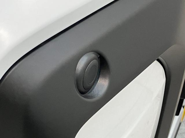 タントファンクロスターボ　ディスプレイオーディオ　届出済未使用車衝突被害軽減ブレーキ　　コーナーセンサー　９型ディスプレイオーディオ　フルセグ　Ｂｌｕｅｔｏｏｔｈ　ＵＳＢ　バックカメラ　両側電動スライドドア　前席シートヒーター　ＬＥＤ　オートライト　スマートキー（滋賀県）の中古車