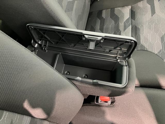 タントファンクロスターボ　ディスプレイオーディオ　届出済未使用車衝突被害軽減ブレーキ　　コーナーセンサー　９型ディスプレイオーディオ　フルセグ　Ｂｌｕｅｔｏｏｔｈ　ＵＳＢ　バックカメラ　両側電動スライドドア　前席シートヒーター　ＬＥＤ　オートライト　スマートキー（滋賀県）の中古車