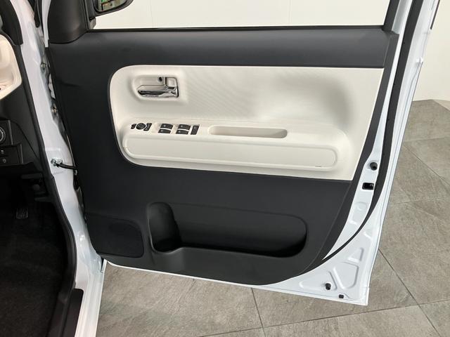 ムーヴキャンバスストライプスＧ　両側電動スライドドア　ＬＥＤ　届出済未使用車衝突被害軽減ブレーキ　コーナーセンサー　バックカメラ（ナビ装着時用）　両側電動スライドドア　前席シートヒーター　電動パーキングブレーキ　ＬＥＤ　オートライト　オートエアコン　スマートキー　エコアイドル（滋賀県）の中古車