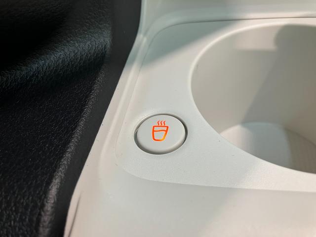 ムーヴキャンバスストライプスＧ　両側電動スライドドア　ＬＥＤ　届出済未使用車衝突被害軽減ブレーキ　コーナーセンサー　バックカメラ（ナビ装着時用）　両側電動スライドドア　前席シートヒーター　電動パーキングブレーキ　ＬＥＤ　オートライト　オートエアコン　スマートキー　エコアイドル（滋賀県）の中古車