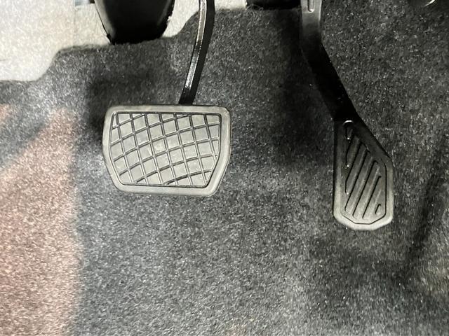 ムーヴキャンバスストライプスＧ　両側電動スライドドア　ＬＥＤ　届出済未使用車衝突被害軽減ブレーキ　コーナーセンサー　バックカメラ（ナビ装着時用）　両側電動スライドドア　前席シートヒーター　電動パーキングブレーキ　ＬＥＤ　オートライト　オートエアコン　スマートキー　エコアイドル（滋賀県）の中古車