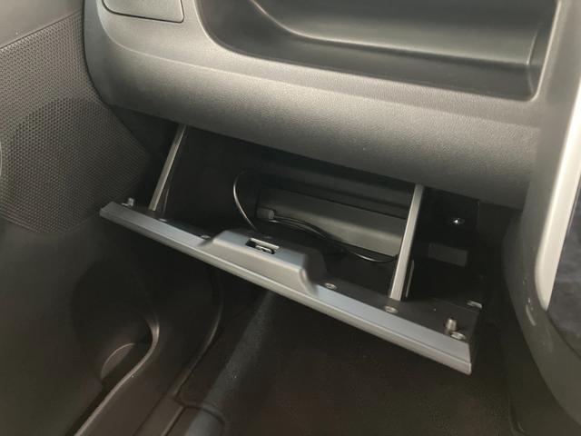 タントカスタムＲＳ　トップエディションリミテッドＳＡIII　ターボ衝突被害軽減ブレーキ　ターボ　ディスプレイオーディオ　Ｂｌｕｅｔｏｏｔｈ　ＤＶＤ再生　ＵＳＢ　パノラマカメラ　ＥＴＣ　両側電動スライドドア　シートヒーター　ＬＥＤ　スマートキー　エコアイドル（滋賀県）の中古車