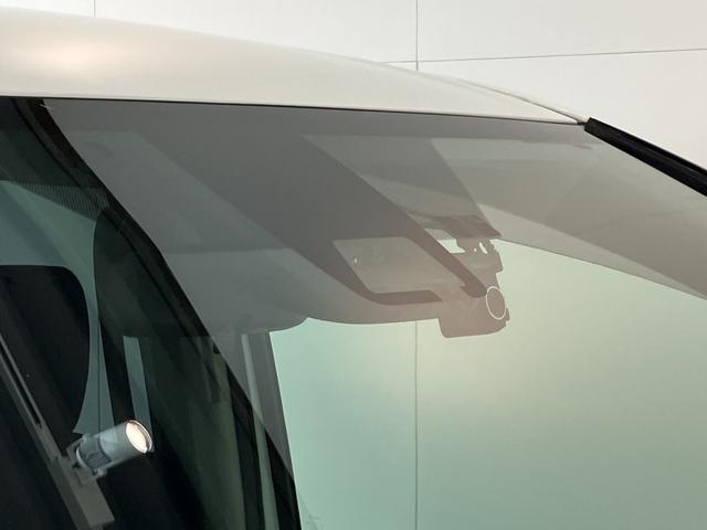 ノアＸ車いす仕様車スロープタイプ１　フルセグナビ　バックカメラ福祉車両　トヨタセーフティセンス　９型フルセグナビ　バックカメラ　ＥＴＣ　前後ドラレコ　ＤＶＤ再生　Ｂｌｕｅｔｏｏｔｈ　ＵＳＢ　クルーズコントロール　両側電動スライドドア　ダブルエアコン　スマートキー（滋賀県）の中古車