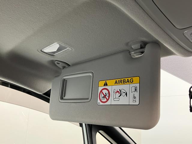 ノアＸ車いす仕様車スロープタイプ１　フルセグナビ　バックカメラ福祉車両　トヨタセーフティセンス　９型フルセグナビ　バックカメラ　ＥＴＣ　前後ドラレコ　ＤＶＤ再生　Ｂｌｕｅｔｏｏｔｈ　ＵＳＢ　クルーズコントロール　両側電動スライドドア　ダブルエアコン　スマートキー（滋賀県）の中古車