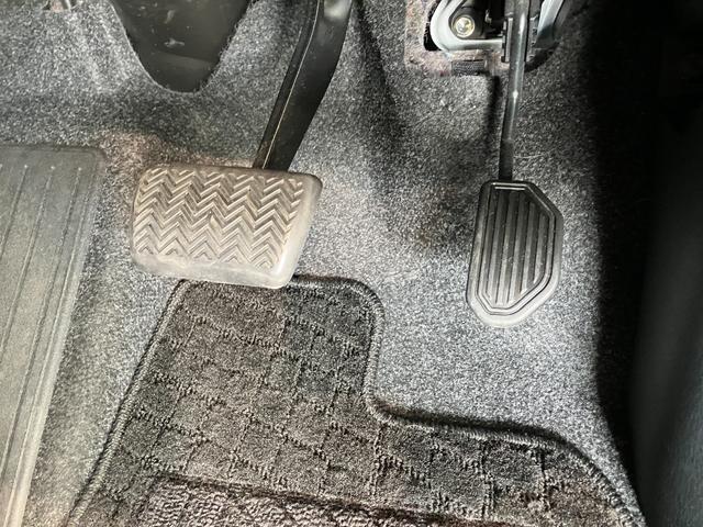 ノアＸ車いす仕様車スロープタイプ１　フルセグナビ　バックカメラ福祉車両　トヨタセーフティセンス　９型フルセグナビ　バックカメラ　ＥＴＣ　前後ドラレコ　ＤＶＤ再生　Ｂｌｕｅｔｏｏｔｈ　ＵＳＢ　クルーズコントロール　両側電動スライドドア　ダブルエアコン　スマートキー（滋賀県）の中古車