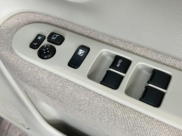 アルトラパンＸ　フルセグナビ　パノラマカメラ　シートヒータースズキセーフティサポート　フルセグナビ　パノラマカメラ　Ｂｌｕｅｔｏｏｔｈ　ＵＳＢ　ＥＴＣ　運転席シートヒーター　ＬＥＤヘッドライト　スマートキー　電動格納式ドアミラー　オートエアコン　オートライト（滋賀県）の中古車