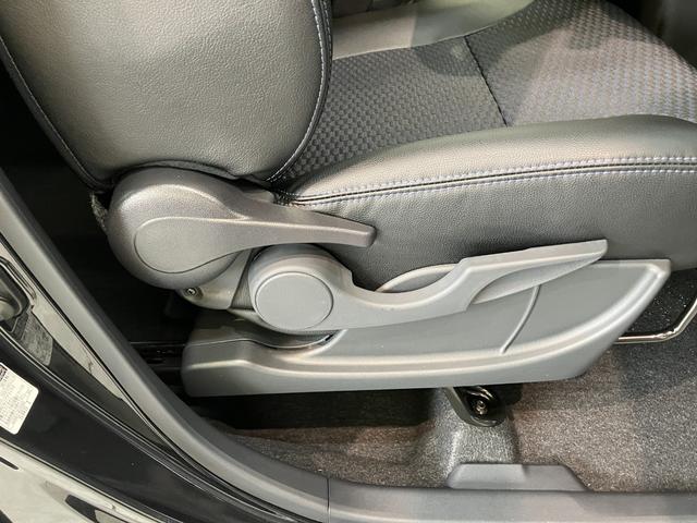 タントカスタムＲＳ　ターボ　両側電動スライドドア　届出済未使用車衝突被害軽減ブレーキ　コーナーセンサー　ターボ　バックカメラ（ナビ装着時用）　両側電動スライドドア　前席シートヒーター　電動パーキングブレーキ　ＬＥＤ　オートライト　オートエアコン　スマートキー（滋賀県）の中古車