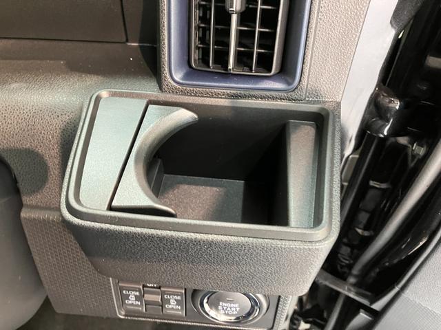 タントカスタムＲＳ　ターボ　両側電動スライドドア　届出済未使用車衝突被害軽減ブレーキ　コーナーセンサー　ターボ　バックカメラ（ナビ装着時用）　両側電動スライドドア　前席シートヒーター　電動パーキングブレーキ　ＬＥＤ　オートライト　オートエアコン　スマートキー（滋賀県）の中古車