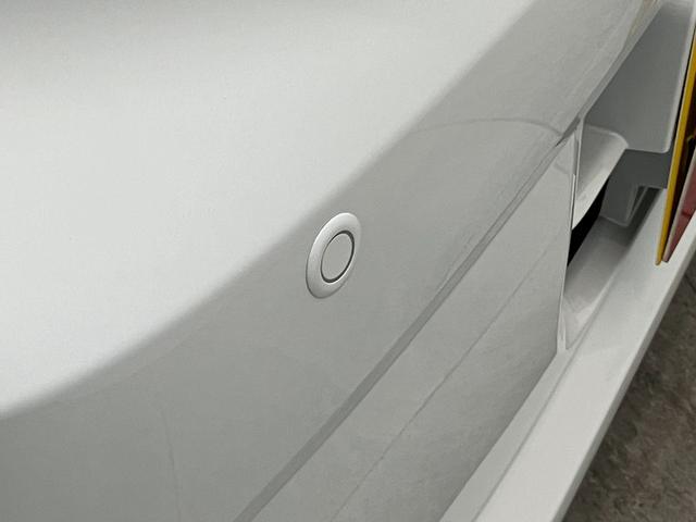 タントＸ　左側電動スライドドア　シートヒーター　届出済未使用車衝突被害軽減ブレーキ　コーナーセンサー　バックカメラ（ナビ装着時用）　左側電動スライドドア　前席シートヒーター　電動パーキングブレーキ　ＬＥＤ　オートライト　オートエアコン　スマートキー　エコアイドル（滋賀県）の中古車