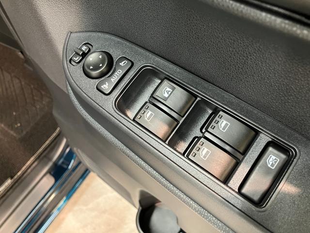 タントＸ　９型ディスプレイオーディオ　左側電動スライドドア衝突被害軽減ブレーキ　コーナーセンサー　９型ディスプレイオーディオ　フルセグ　Ｂｌｕｅｔｏｏｔｈ　ＵＳＢ　バックカメラ　左側電動スライドドア　前席シートヒーター　ＬＥＤ　オートライト　スマートキー（滋賀県）の中古車