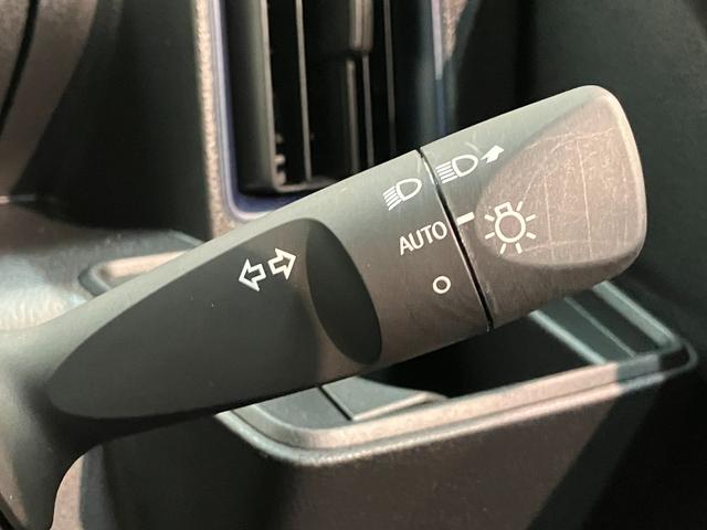タントＸ　９型ディスプレイオーディオ　左側電動スライドドア衝突被害軽減ブレーキ　コーナーセンサー　９型ディスプレイオーディオ　フルセグ　Ｂｌｕｅｔｏｏｔｈ　ＵＳＢ　バックカメラ　左側電動スライドドア　前席シートヒーター　ＬＥＤ　オートライト　スマートキー（滋賀県）の中古車