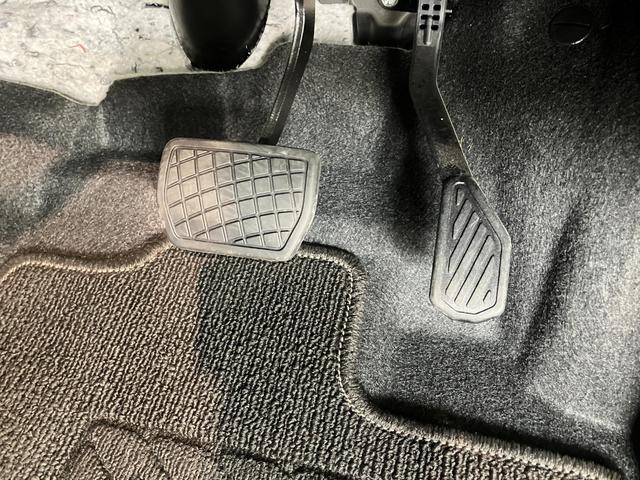 タントファンクロス　両側電動スライドドア　シートヒーター　ＬＥＤ衝突被害軽減ブレーキ　コーナーセンサー　バックカメラ（ナビ装着時用）　両側電動スライドドア　前席シートヒーター　電動パーキングブレーキ　ＬＥＤ　オートライト　オートエアコン　スマートキー　エコアイドル（滋賀県）の中古車